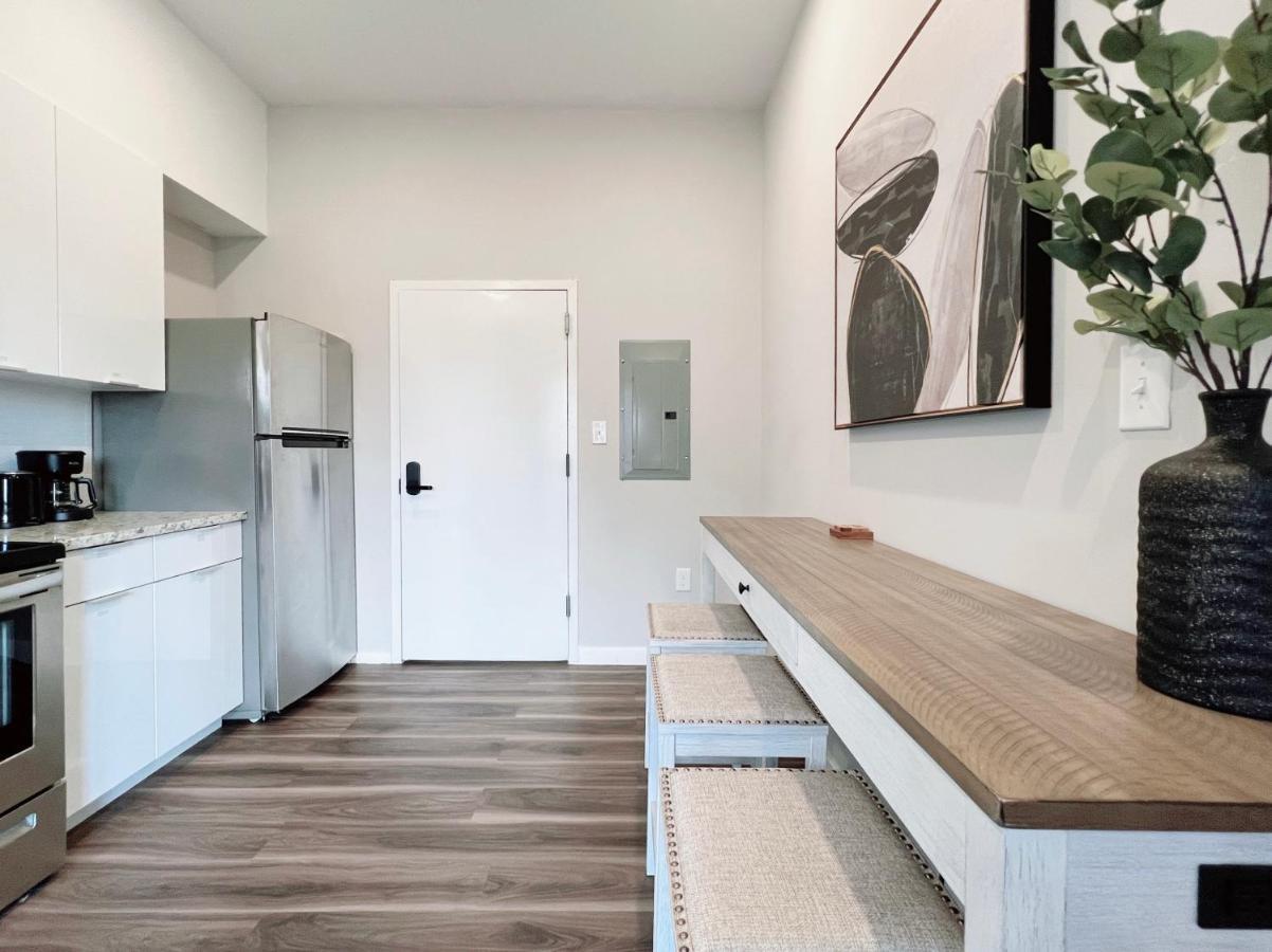 Stay At Luna On Ridge Ave Philadelphia Exterior photo